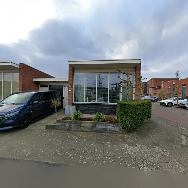 Straatbeeld van Esdoornwede 1, 2993TL Barendrecht