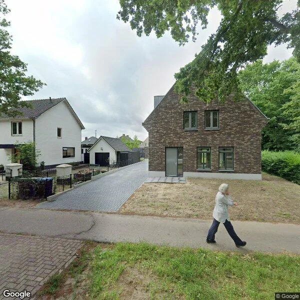 Straatbeeld van Esscheweg 266, 5262LH Vught