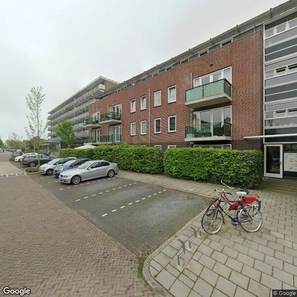 Straatbeeld van Essenlaan 32, 2172BW Sassenheim