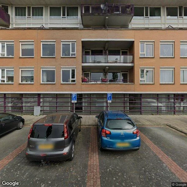 Straatbeeld van Evertsenplein 255, 3221BJ Hellevoetsluis