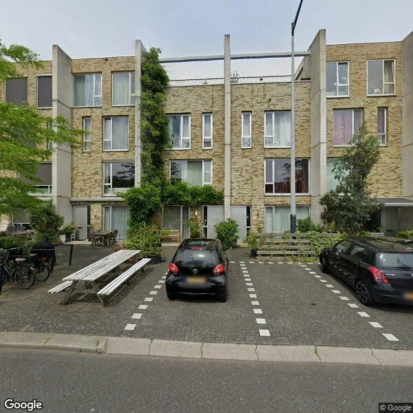 Straatbeeld van Fanny Blankers-Koenlaan 22, 1061MG Amsterdam