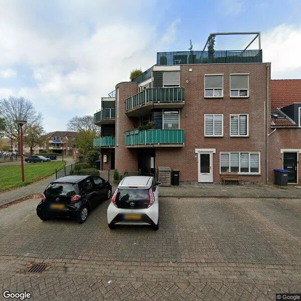 Straatbeeld van Faustlaan 28, 3438ET Nieuwegein