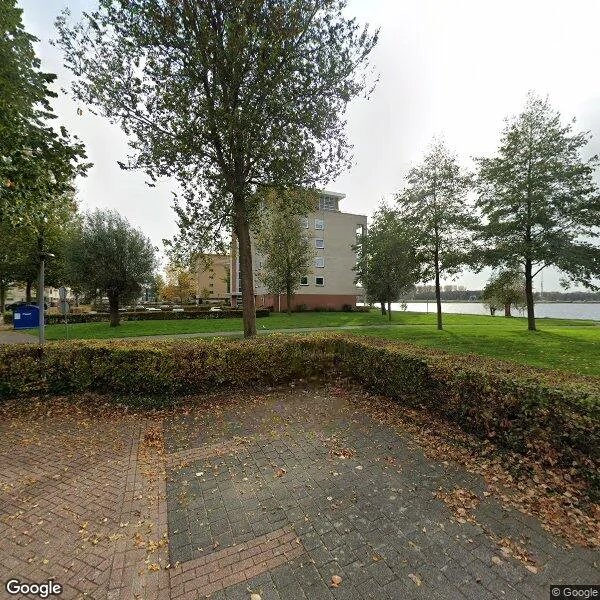 Straatbeeld van Fellinilaan 402, 1325TZ Almere