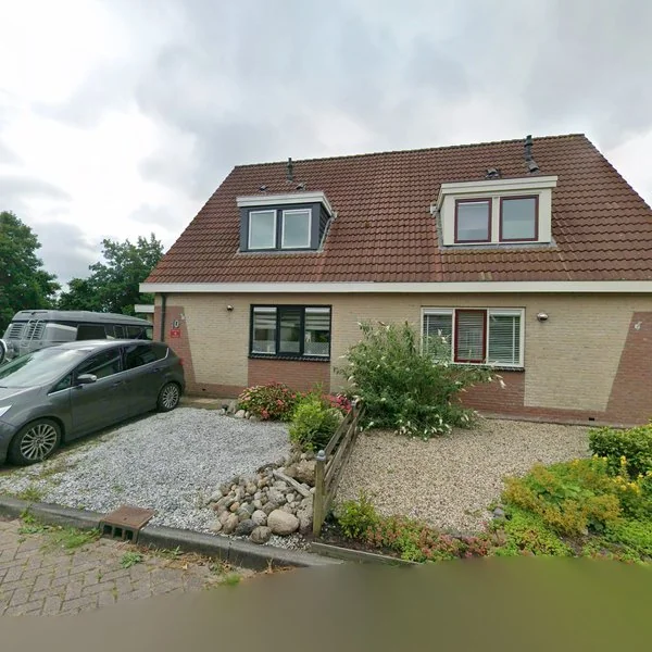 Straatbeeld van Fiifhoeke 10, 9217RR Nijega