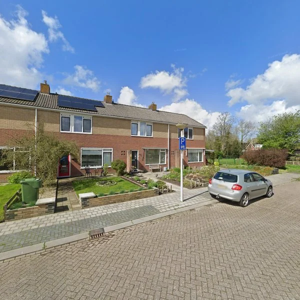 Straatbeeld van Finne 94, 9055MS Britsum