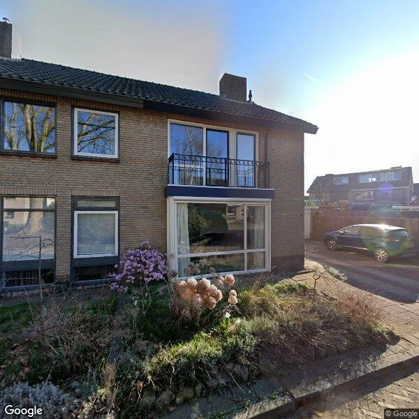 Straatbeeld van Floralaan 9, 6663BJ Lent