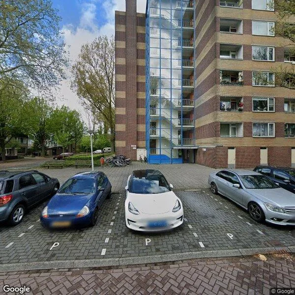 Straatbeeld van Fluitekruidweg 135, 1508AC Zaandam