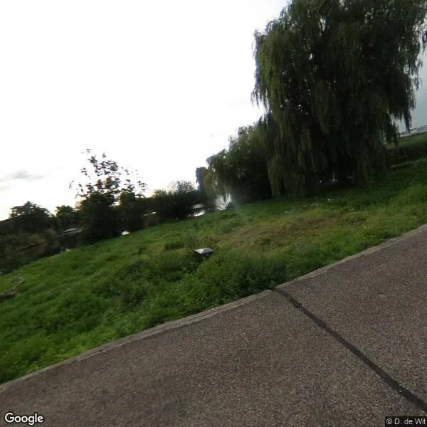 Straatbeeld van Fransche Brug 25, 2371BG Roelofarendsveen