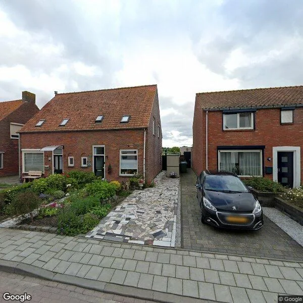 Straatbeeld van Frederik Hendrikstraat 31, 4586AA Lamswaarde