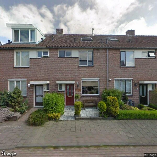 Straatbeeld van Frederik van Eedenstraat 11, 3351SM Papendrecht