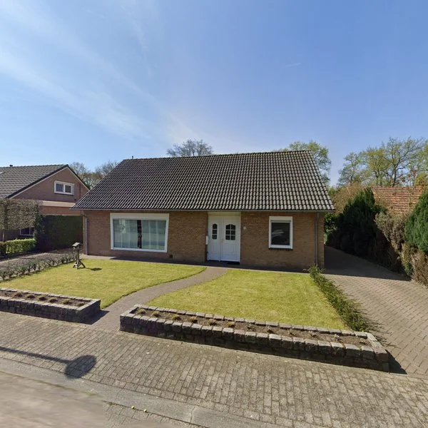 Straatbeeld van Frederiksweg 10, 5451GP Mill