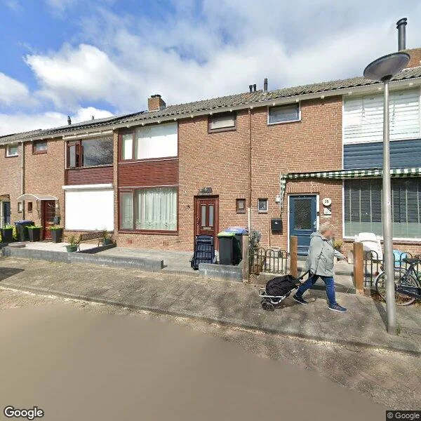 Straatbeeld van Fresiastraat 33, 3202RA Spijkenisse