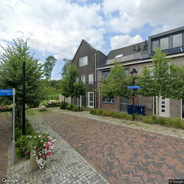 Straatbeeld van Frits Zernikeplein 1, 1341BS Almere