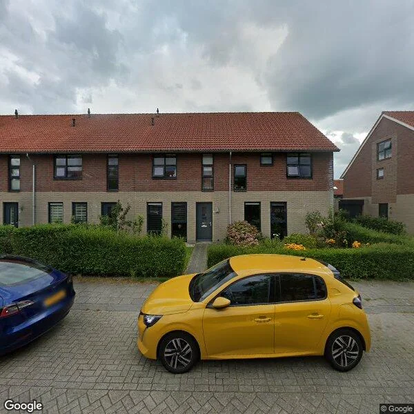 Straatbeeld van Frouwesân 32, 8939EP Leeuwarden