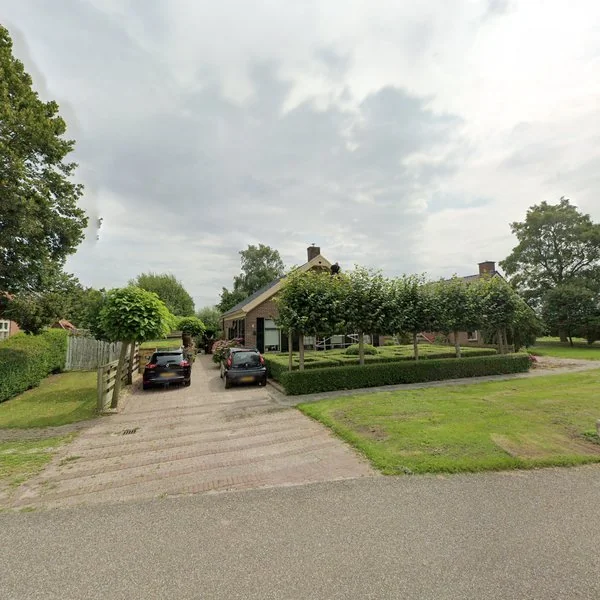 Straatbeeld van Ganzedijk 111, 9684EP Finsterwolde