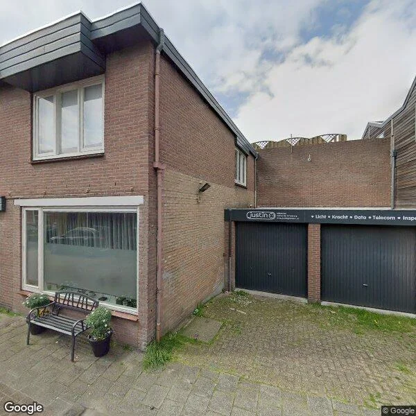 Straatbeeld van Ganzenwerfstraat 2, 1501BK Zaandam