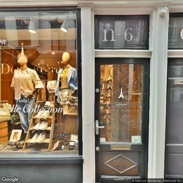 Straatbeeld van Gasthuismolensteeg 6-3, 1016AN Amsterdam
