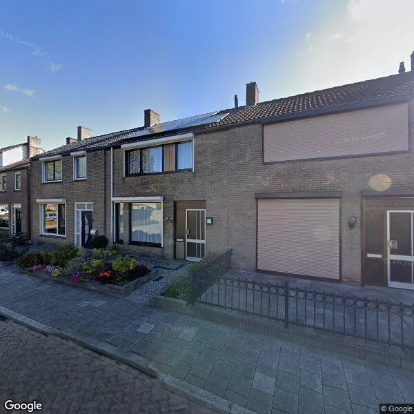 Straatbeeld van Gebroeders de Koninglaan 17, 5684XH Best