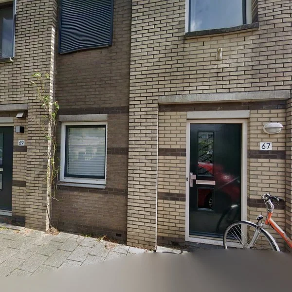 Straatbeeld van Geerboogerd 67, 2611WZ Delft