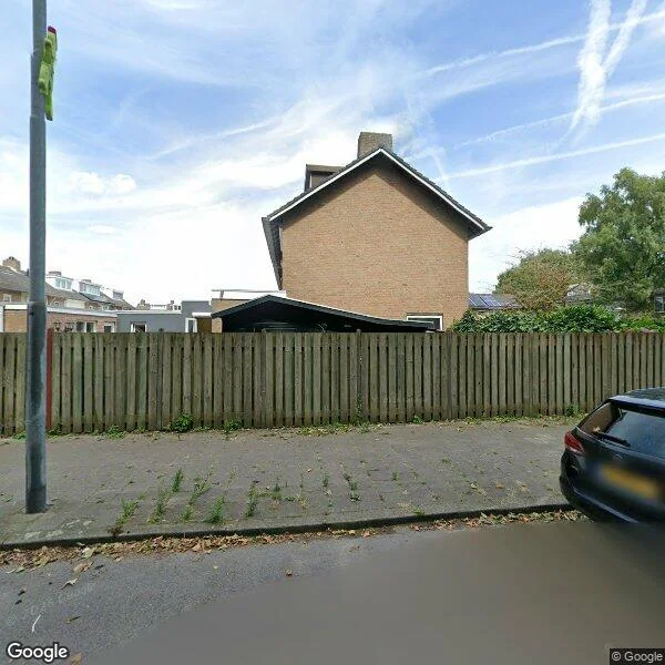 Straatbeeld van Generaal Marshallweg 126, 5623HE Eindhoven
