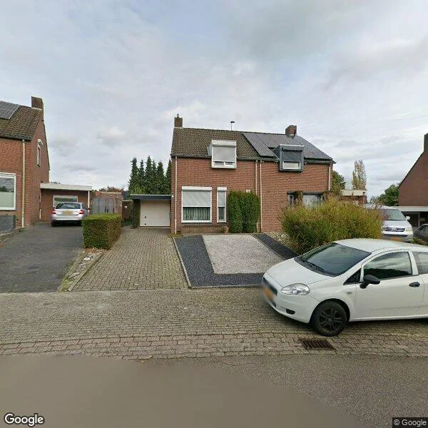 Straatbeeld van Genoenhoflaan 57, 6097GE Heel