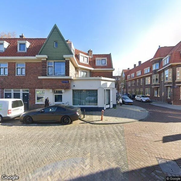 Straatbeeld van Gentiaanplein 18, 1031AV Amsterdam