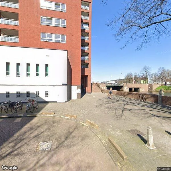 Straatbeeld van Geuzenkade 100A, 1056LB Amsterdam