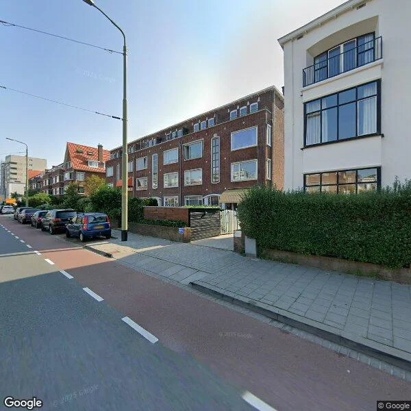 Straatbeeld van Gevers Deynootweg 43C, 2586BC Den Haag