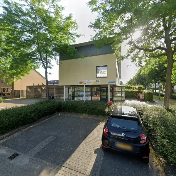 Straatbeeld van Gleditsiastraat 48, 1326BJ Almere