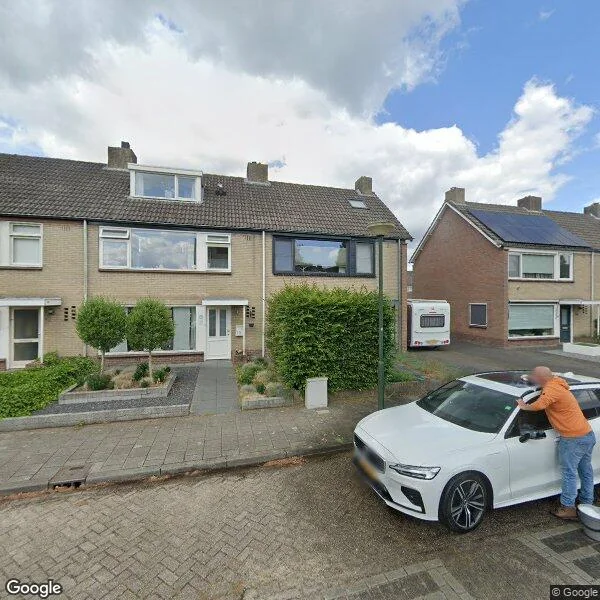 Straatbeeld van Gouden Regenstraat 50, 5271JW Sint-Michielsgestel