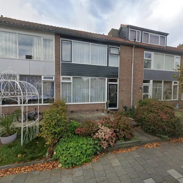 Straatbeeld van Graaf Hendrik van Nassaustraat 6, 2935XG Ouderkerk aan den IJssel