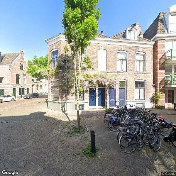 Straatbeeld van Graaf van Burenstraat 8, 7411RW Deventer