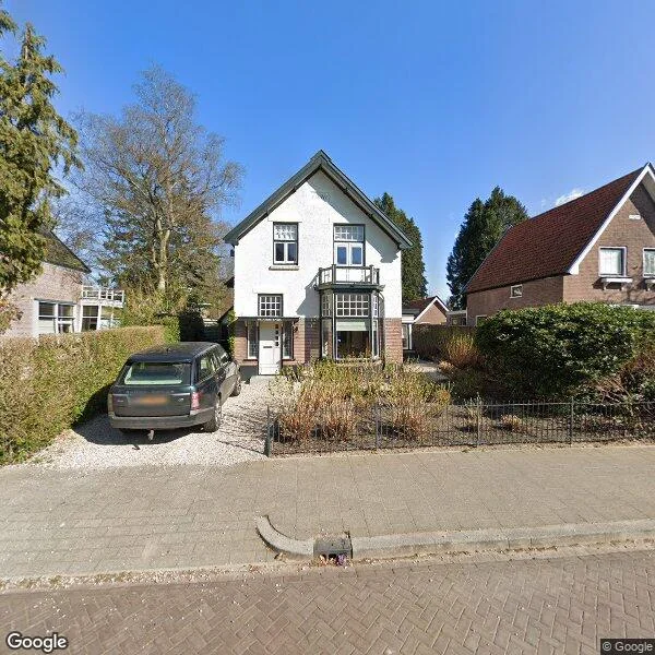 Straatbeeld van Graaf Van Lijndenlaan 30, 7316EK Apeldoorn