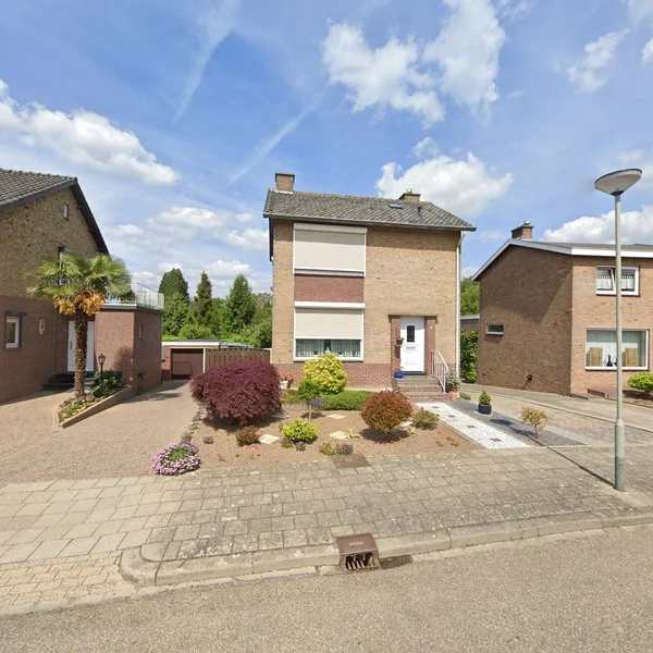 Straatbeeld van Graaf Wolter Hoenstraat 44, 6243BE Geulle