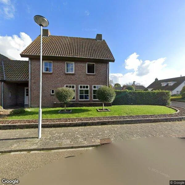 Straatbeeld van Graafschap Hornestraat 15, 6037RZ Kelpen-Oler