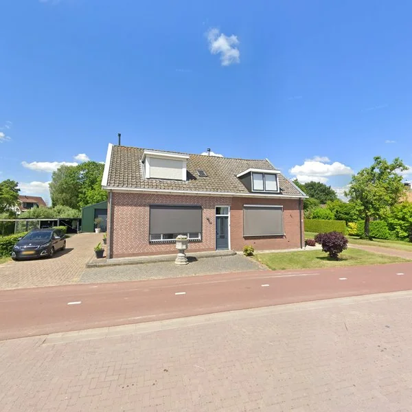 Straatbeeld van Grafhorsterweg 10, 8271BX IJsselmuiden
