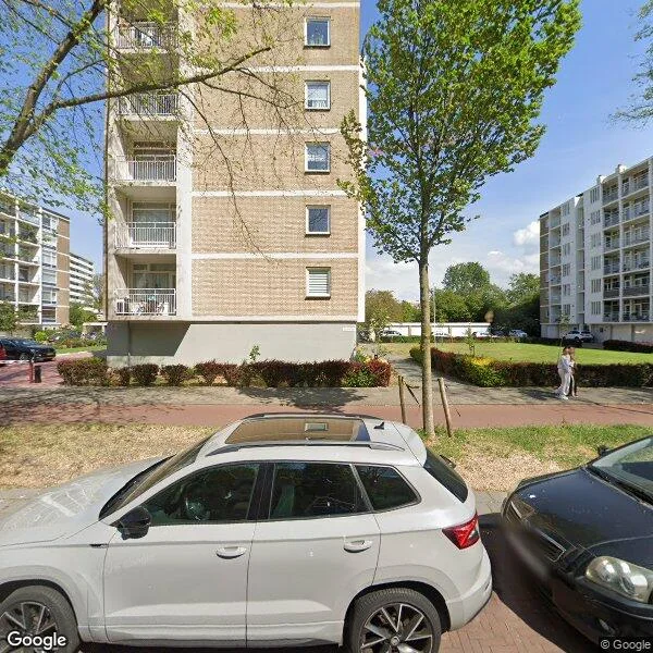 Straatbeeld van Groen van Prinstererlaan 182, 2555HW Den Haag