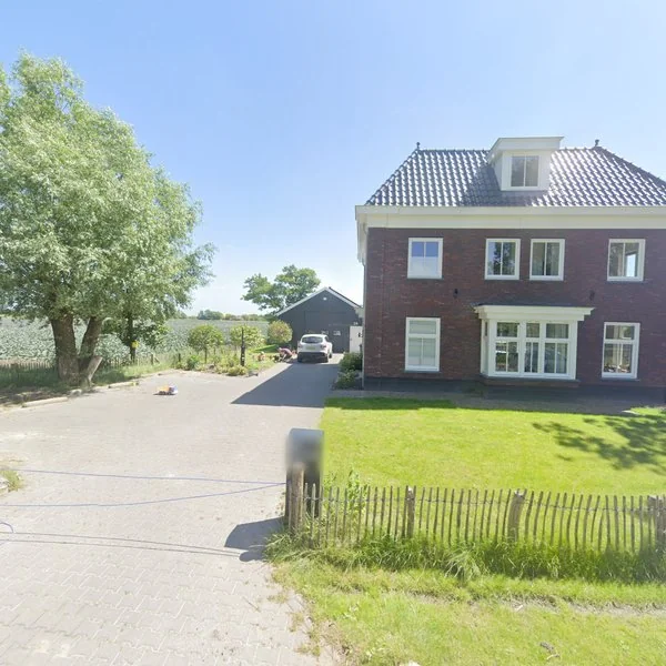 Straatbeeld van Groenveldsdijk 29, 1744GE Sint Maarten