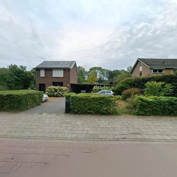 Straatbeeld van Gronausestraat 379, 7585PC Glane