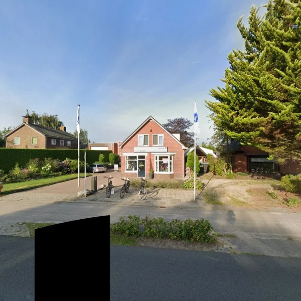 Straatbeeld van Groningerweg 104a, 9766TS Eelderwolde
