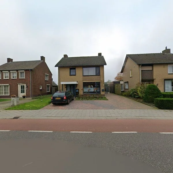 Straatbeeld van Grootschoterweg 87, 6023AP Budel-Schoot