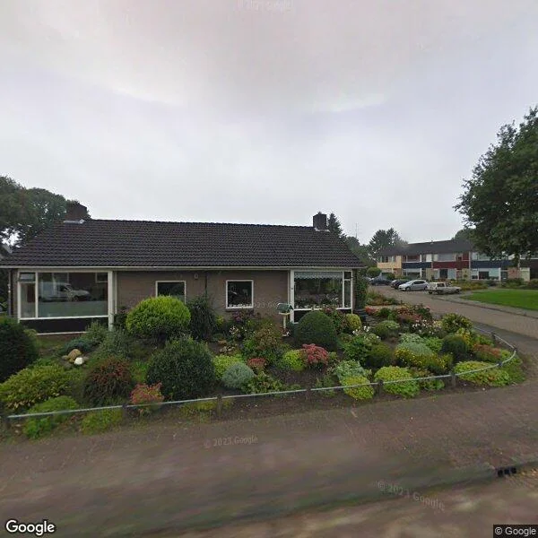 Straatbeeld van Grootveenweg 9, 9331KA Norg