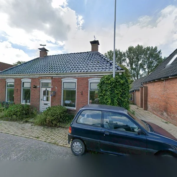 Straatbeeld van Gruytsweg 42, 9852TC Warfstermolen