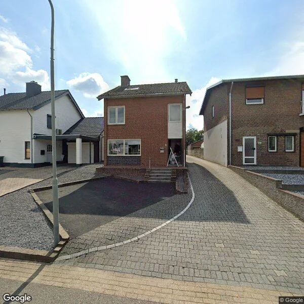 Straatbeeld van Haardboomstraat 42, 6191EM Beek