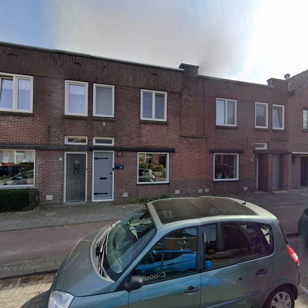 Straatbeeld van Haarenseweg 24, 5061VL Oisterwijk