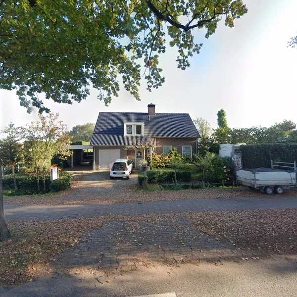 Straatbeeld van Haarenseweg 42, 5061VL Oisterwijk