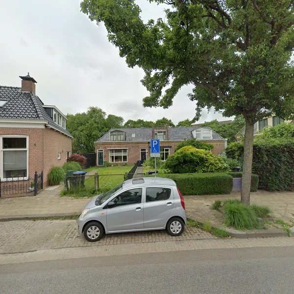 Straatbeeld van Harlingerstraat 28, 8701WS Bolsward