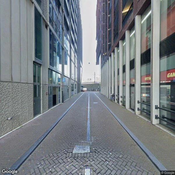 Straatbeeld van Harry Banninkstraat 24, 1011DD Amsterdam