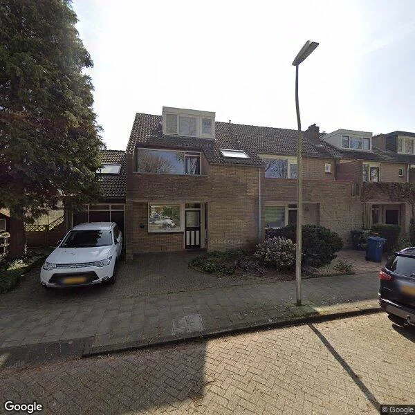Straatbeeld van Hazelaarstraat 14, 4131AB Vianen