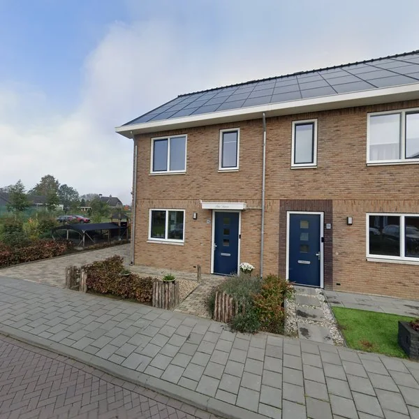 Straatbeeld van Hazelegerstraat 6, 4264VB Veen